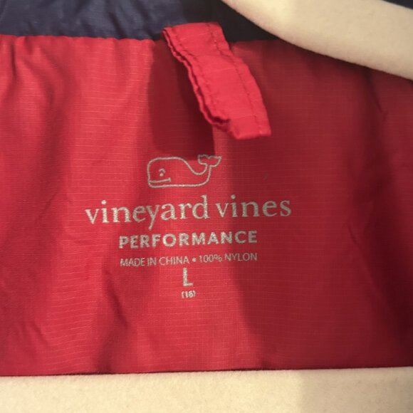 Vineyard Vines youth vest - Picture 2 of 3